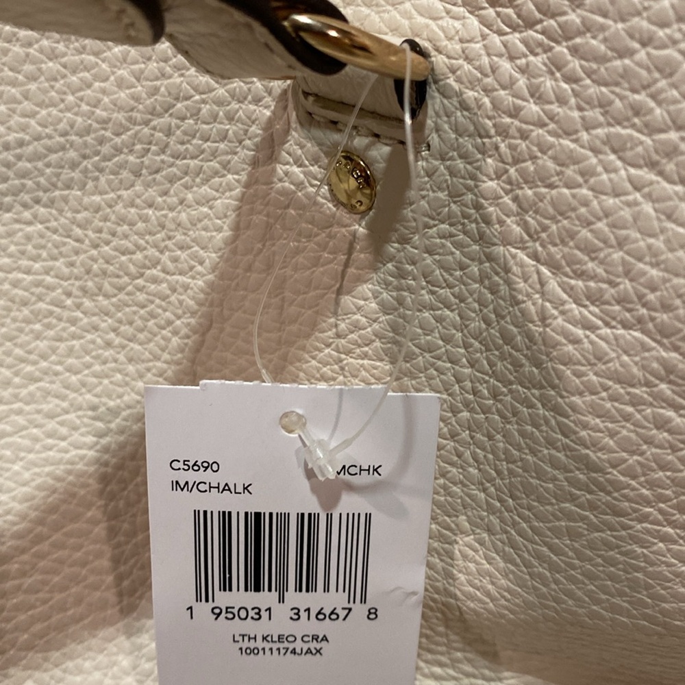 πCoach pebbled leather shoulder or purse-crossbody - Picture 14 of 16